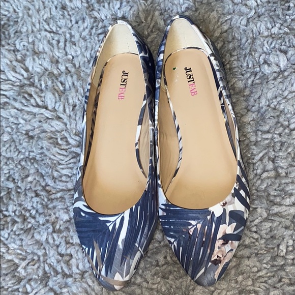 JustFab Shoes - 💜 JustFab spring patterned flats